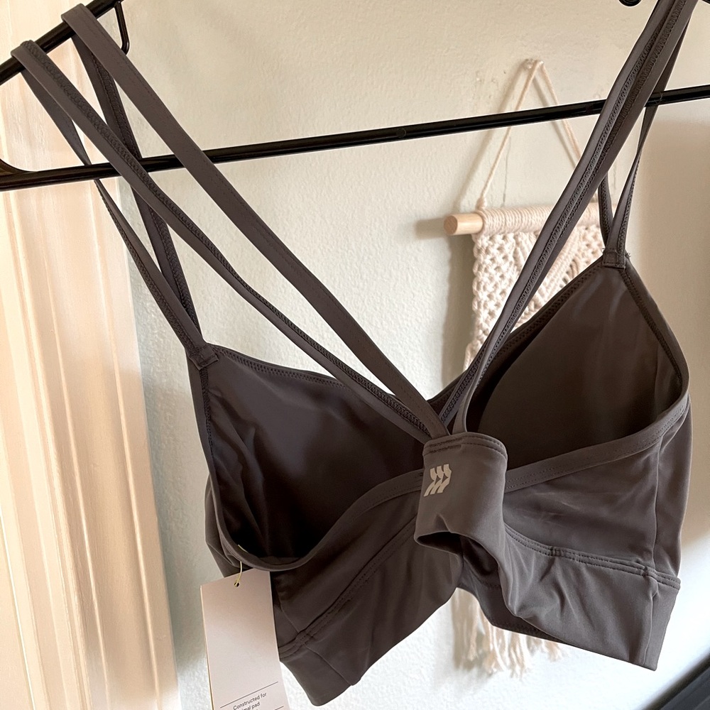 Sports bra